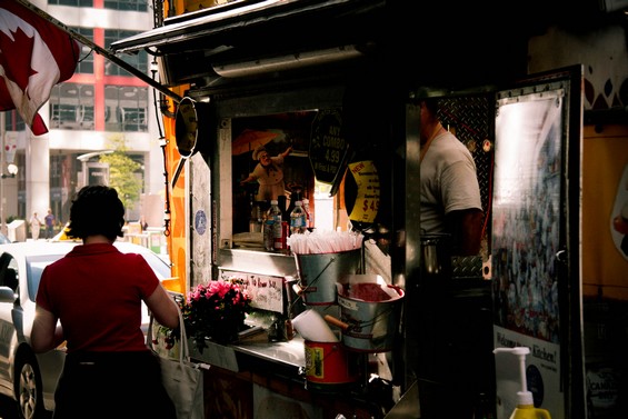 Canada, Toronto Time to eat