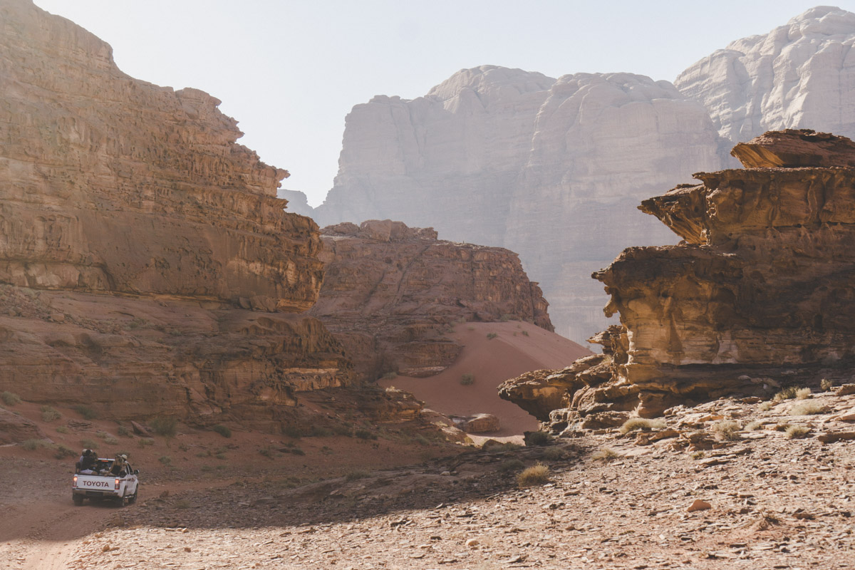 Explorer le désert du Wadi Rum, Anfashieh